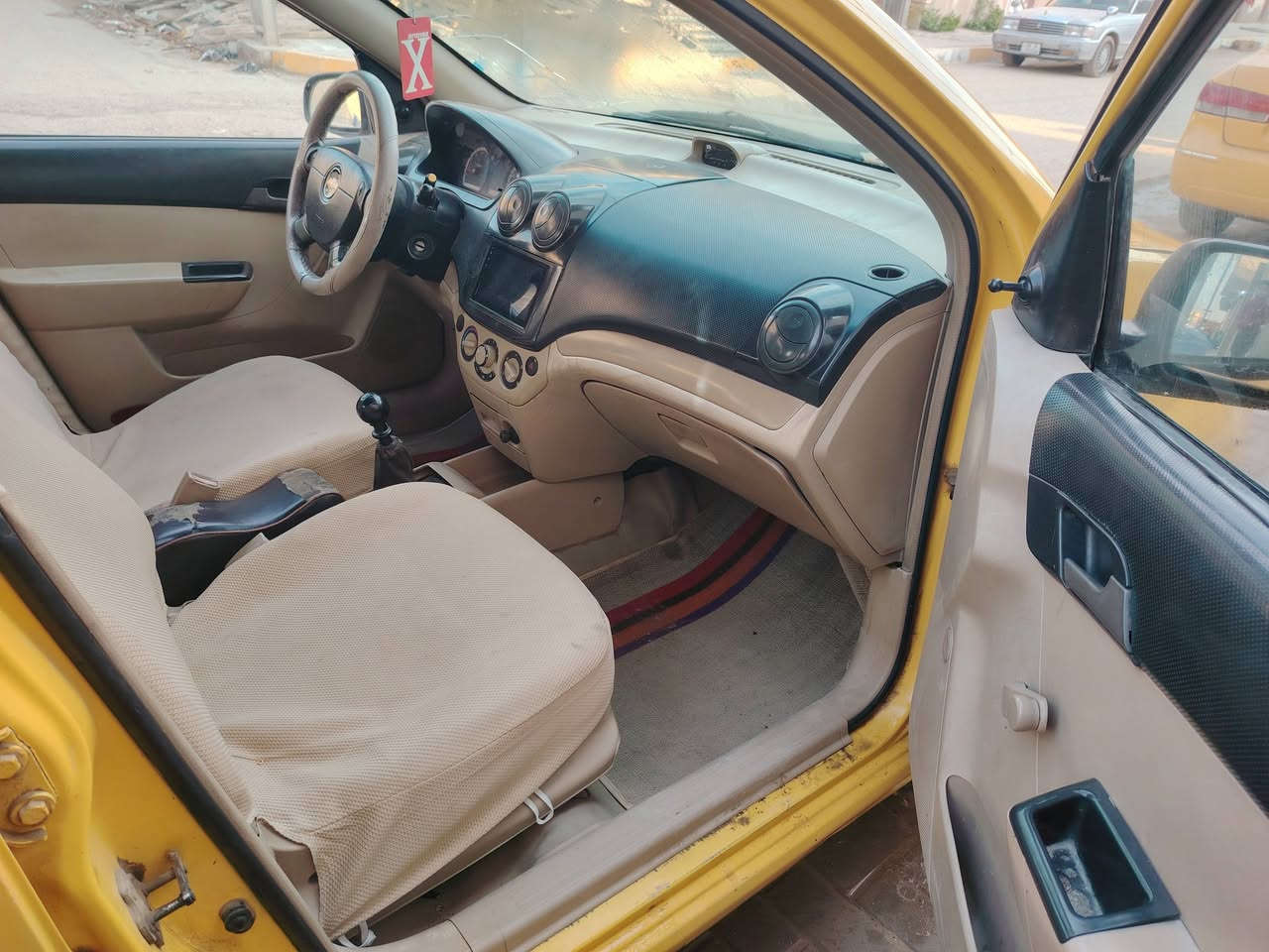 ٢٠١٠ مفتوح رقم ذي قار تحويل مباشر مامطلوبه ولا ربع مكينه كير حداديه خير من الله تخم تاير باتري جديد منظومه بانزين جديده مكان ديوانيه قضاء الشاميه *********** السعر ٤٠ بيهه مجال قليل
