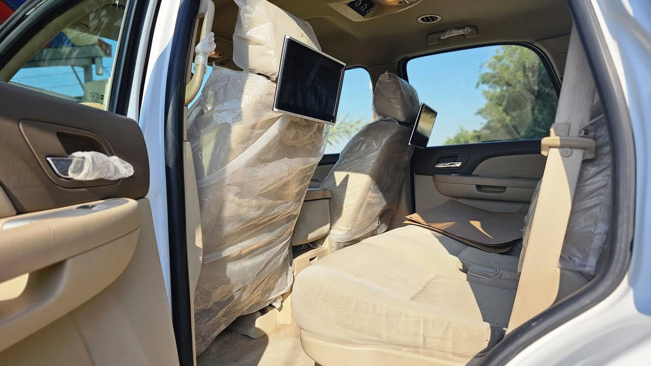 تاهو ٢٠٠٩
مكفولة بدون ضربة وبدون صبغ 
مكفولة كير ومكينة السيارة مشروع وطني بإسمي 
١٨٩$ 
***********
