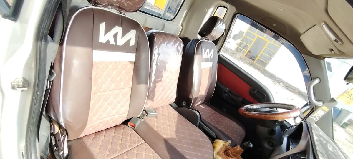 السلام عليكم
كيه بنكو مديل 2014
سياره كفاله شاصي كير مكينه
حداديه جديد
تخم تاير جداد
سلف وداينموجديد
دوشمه وغرفه جديده
تخم قفاله ونرمايد للبيبان
وسنتر لوك كله جيديد 
الدوس والهلالات تبديل فقط
السياره رقم قادسيه بسامينه حصرن ستونه داورناه هزه جديده 
شرط المداور سعر السياره شده 100
وبيه مجال 
مكان السياره  نجف مناذره رقم الهاتف ***********
