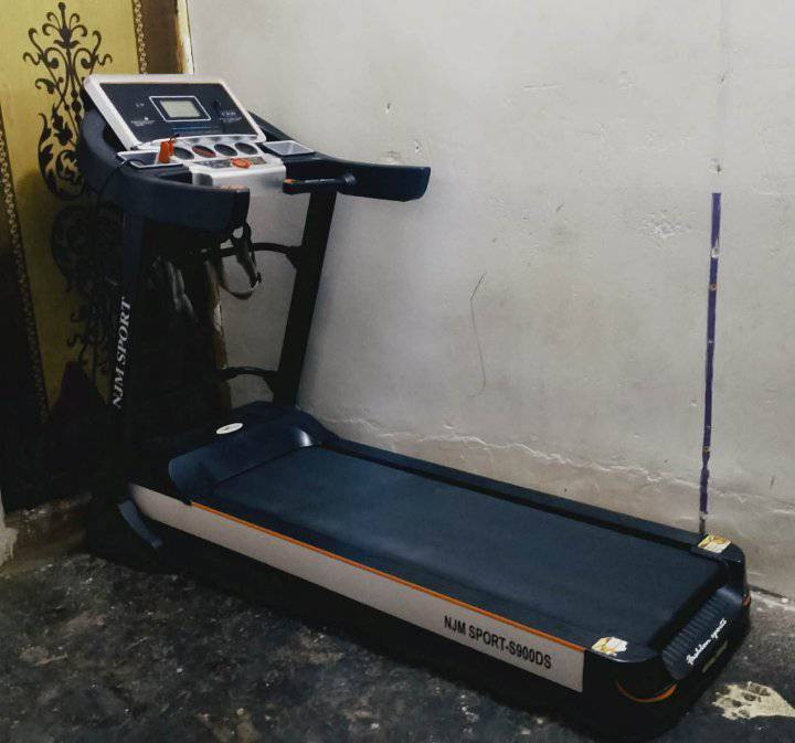 جهاز جري نضيف اخو جديد 
يتحمل وزان150كيلو نضام جبلي 
جهاز دبل مطور مع جهاز تكسير شحوم 
جهاز بعد بلجيس جديد مستعمل شهرين لو3 بلزايد 
سعره350عنوان بغداد جسر ديالى قديم توصيل موجود  رقم تليفون لليحب يتصل ***********
بي واتساب
