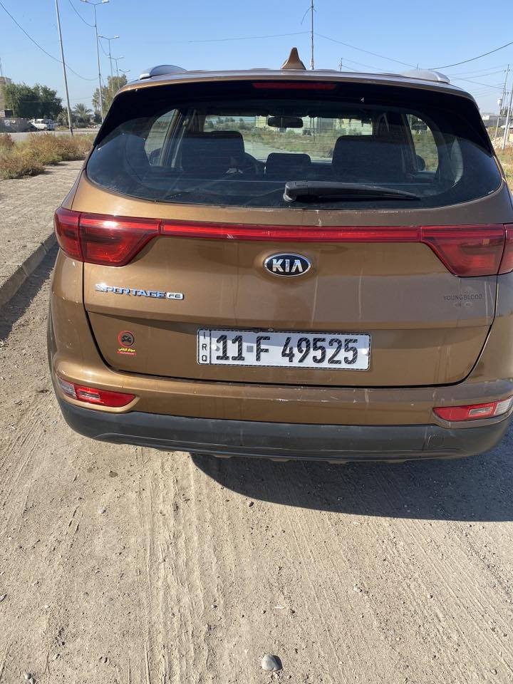 السلام عليكم كيا سبورتج للبيع موديل ٢٠١٨ سيارة بيه تخم تاير جديد حادثه ٣ قطع رقم بغداد الجديد سعر ١٣٥ و بيه مجال 
استفسار اكثر اتصال على رقم بي واتساب  ***********
مكاني بغداد
