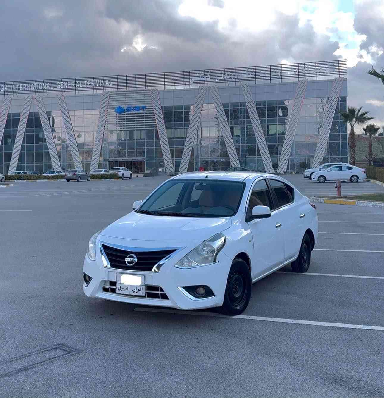 نيسان صنى 
مودئل ٢٠١٤
كئر وتوماتيك 
تخم تايرات جديد 
حداديه جديد 
كئر و محرك وضع شريكه 
سياره فقط تحويل 
0750 707 88 68
٣ مليون غرامات ينزل من سعر
سعر 88 ومجال 
واتس اب
*********** دهوك, العراق
