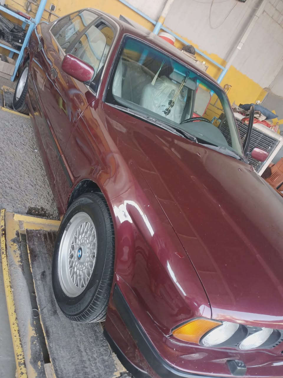 BMW 535 
وارد الماني رقم بغداد بسمي هزة جديدة 
سعر 70 وبيه مجال ولمو شراي لا يكسر بالحلال 
سيارة مصبوغة جمالية فقط 
متواجد بغداد لسيارة جاهز وكل نقص مابيهة
رقم لتواصل *********** مامتواجد على لفيس موجود اتصال واتساب فقط
