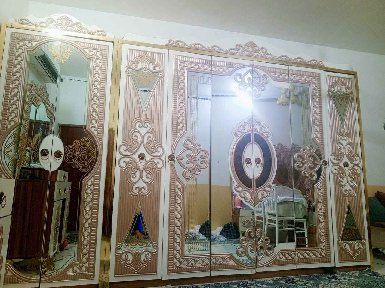 غرفه تركي للبيع بس الميز عوزه مرايه
وتجي تشوفها قبل لا تشتري ب 675 وبيها مجال


**إذا كنت صاحب هذا الإعلان وتريد حذفه لأي سبب، رجاءا أرسل رسالة إلى الدعم الفني**