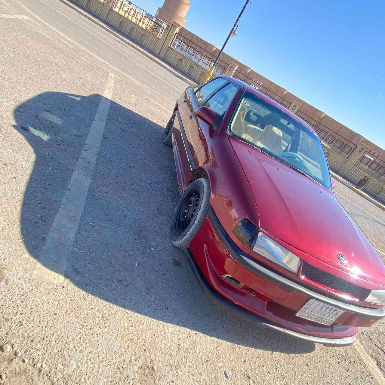 فكترا 16 دوش سياره صدرها جديد ما تسمع صوت بيها مكينا مجفته جديد كير كصه جديد شديته سنتر لك شغال ريمون شغال جام كهرباء . تايرات جديده  ما تصرف عليها. كلشي كلها شغاله ما بيها نقص بس مجرد مصبوغه صبغ جماليه سياره مالت جناي.السعر 48 وبيها مجال  وباقي تفاصيل خاص.او اتصال عل ***********
