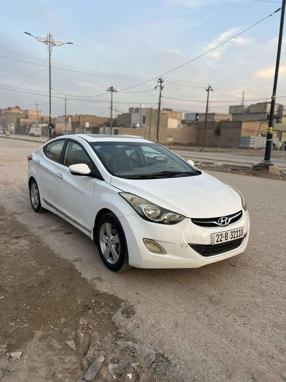 السعر 93🌹

النتره 2013 رقم أربيل إنكليزي 
سنويه وهزه مجدده تحويل وكاله حاضر 

فوول مواصفات 1/1 
محرك 1800 دوش 

بيه مكانات بسيطه صبغ 

 مكينه وكير وحداديه مكفولات 
تبريد تدفئه شغال 
تخم تاير جديد 

السعر 93🌹

***********
مكاني بالنجف بلكوفه
