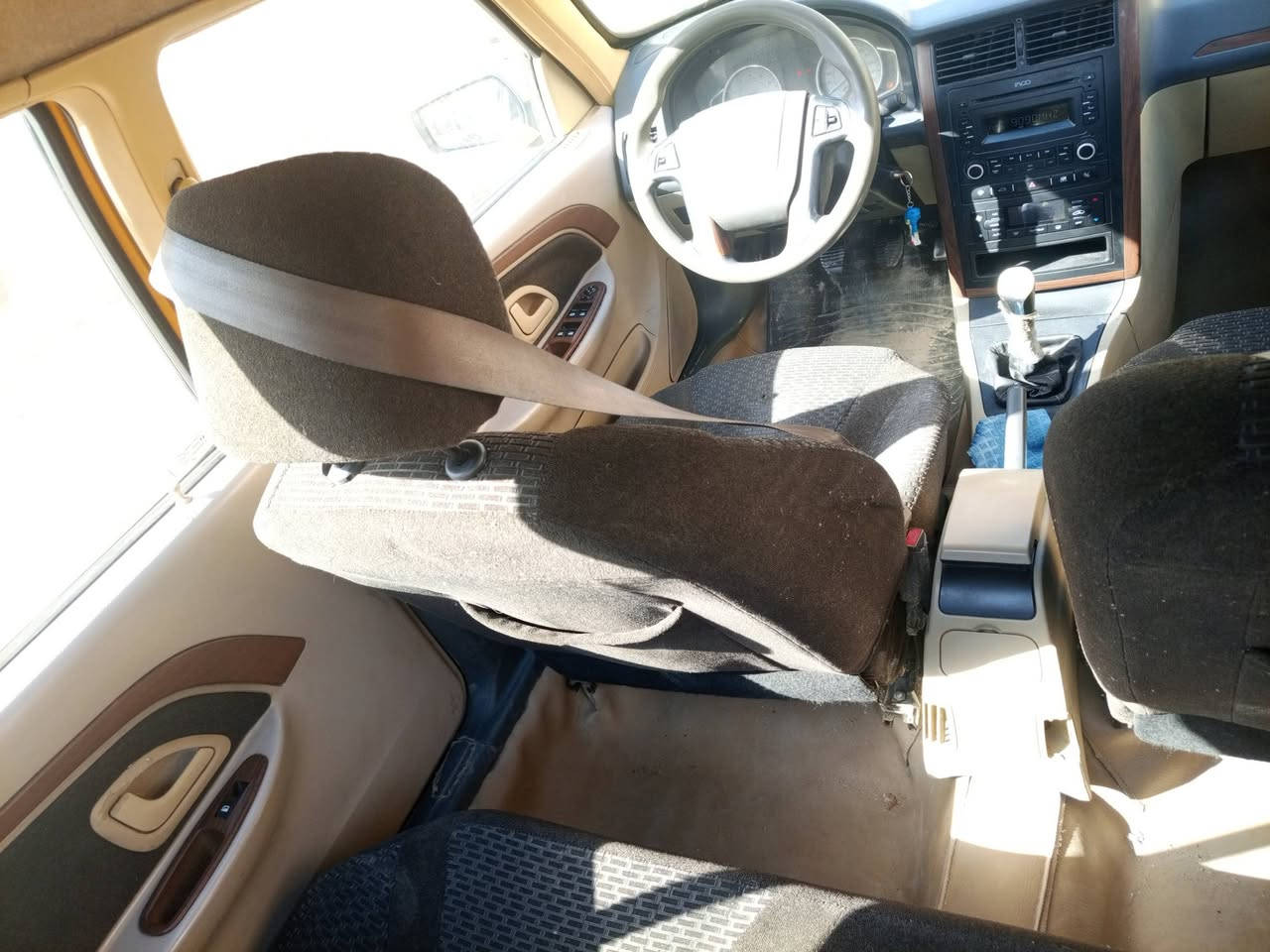 بيجو بارص موديل 20 بسمي مصفرة  هيئة وغرامة كير ومكينة شركة تدفئة تبريد شغال دوشمه وضع الشركة جاملغ صفحة الايمن بدون دواخل تحويل ثاني يوم السعر 66وبيها مجال ***********
