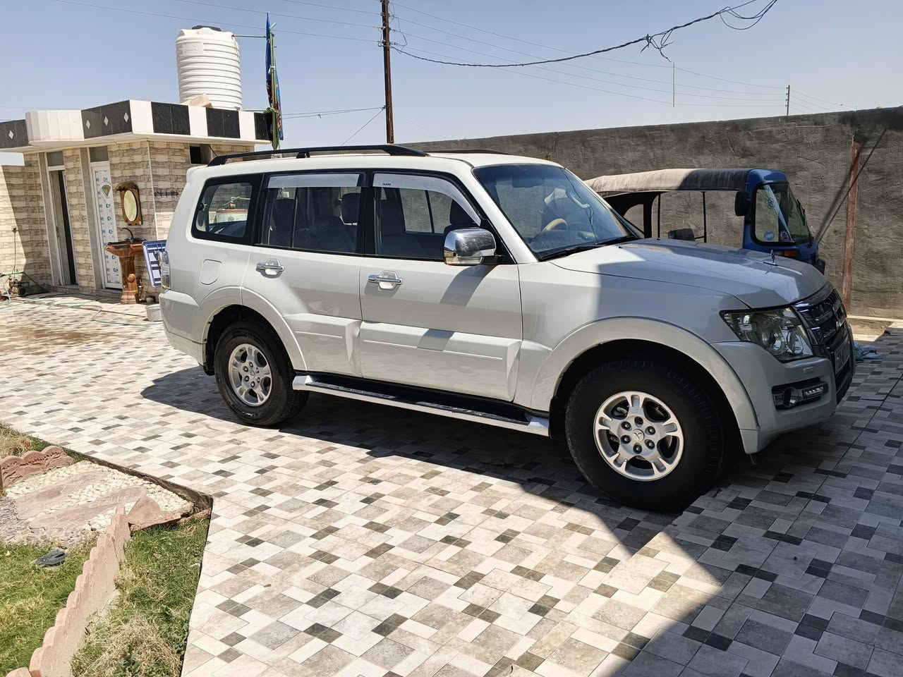 السلام عليكم سياره باجيرو للبيع فقط بيها بس بنيد وباب المكان الحمزه الغربي بابل اللي يحب يتواصل على هذا الرقم‏‪***********‬‏السعر 170 وبيها مجال 👈☎️📞
