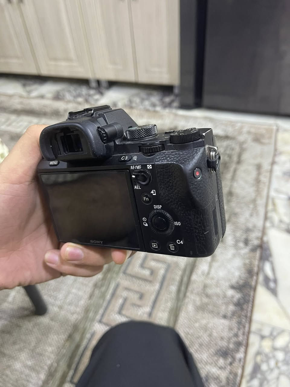 Sony a7ii للبيع
Sony a7ii نظيفة كلش 

نظافتها 90%

اللبيع بدي فقط 

السعر ٩٠٠ وبيها مجال للشراي 

مكاني بغداد 

للتواصل خاص


**إذا كنت صاحب هذا الإعلان وتريد حذفه لأي سبب، رجاءا أرسل رسالة إلى الدعم الفني**