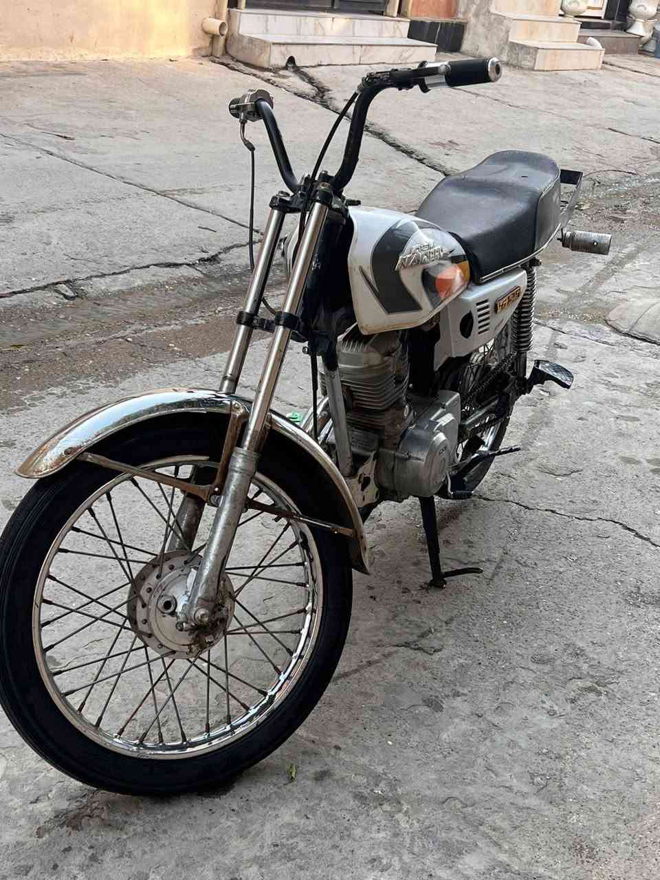 السلام عليكم معروض ماطور لل بيع ماكو نطيف و درجه اولا ما بي شي تاخذو كلشي ما بي و السعر 250
رقم التلفون ***********
