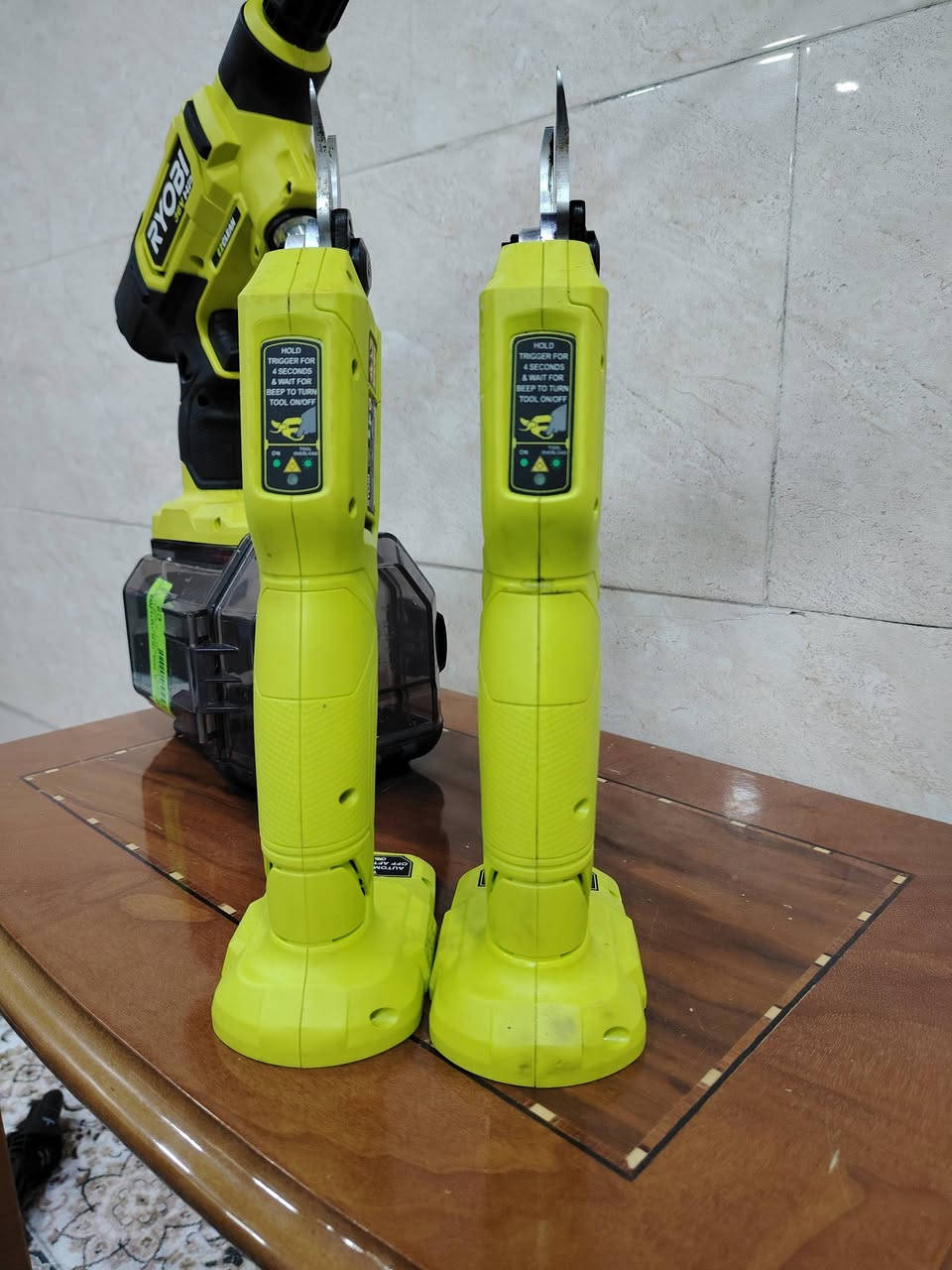 مقص تقليم الأشجار ريوبي ١٨فولت فارغ ٣٥ الف واصل


**إذا كنت صاحب هذا الإعلان وتريد حذفه لأي سبب، رجاءا أرسل رسالة إلى الدعم الفني**