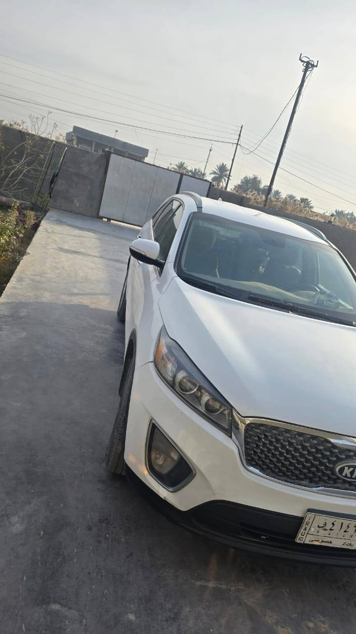 سورنتو ٢٠١٦ وارد أمريكي حادثها بنيد مبدل بدون دواخل  السيارة مكفولة محرك وكير وتبريد وصدر وتخم تاير سيارة جاهزة ومال جناي ٧ راكب رقم بغداد بأسمي محرك ٦سلندر
السعر ١٧٠ وبيها مجال بسيط مكاني بغداد قرب مدينة بسماية 
***********
