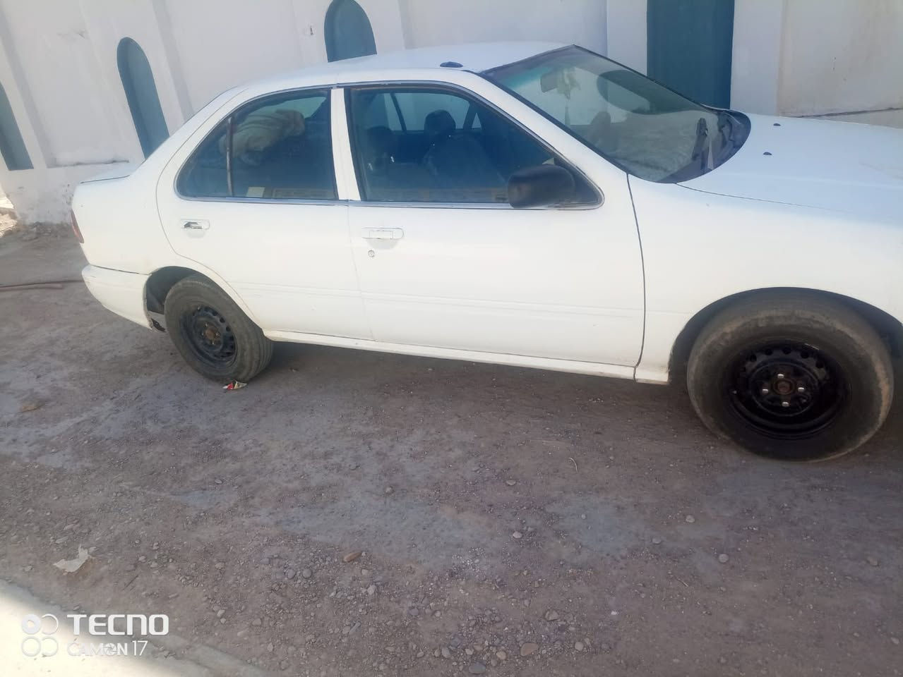 السلام عليكم نيسان سني 1996 سياره جاهزه تخم تاير سدر حداديه مكفوله كفاله عامه منقصها شي سعر ٤٠ وبيها مجال ***********
