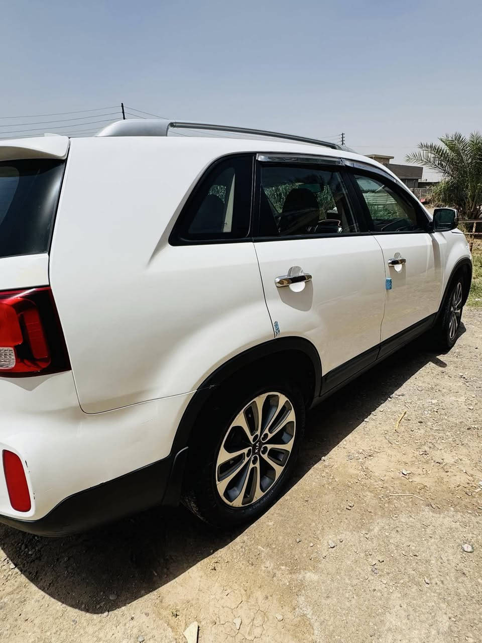 للبيع كيه سورنتو 
موديل 14
رقم واسط مشروع وطني 
7راكب 4سلندر 
***********
