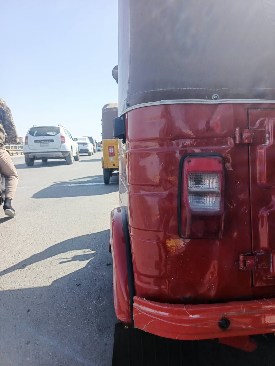 سلام عليكم تكتك18كامله مابيها اي نقص معمره بس دوس ونضافه مثل مكاعد تشوفون كدامكم بل صور +تخم تاير جديد+جادر جديد تكتك خير من الله كبل للشارع رقمي ***********وتساب وعل خط متوفر
