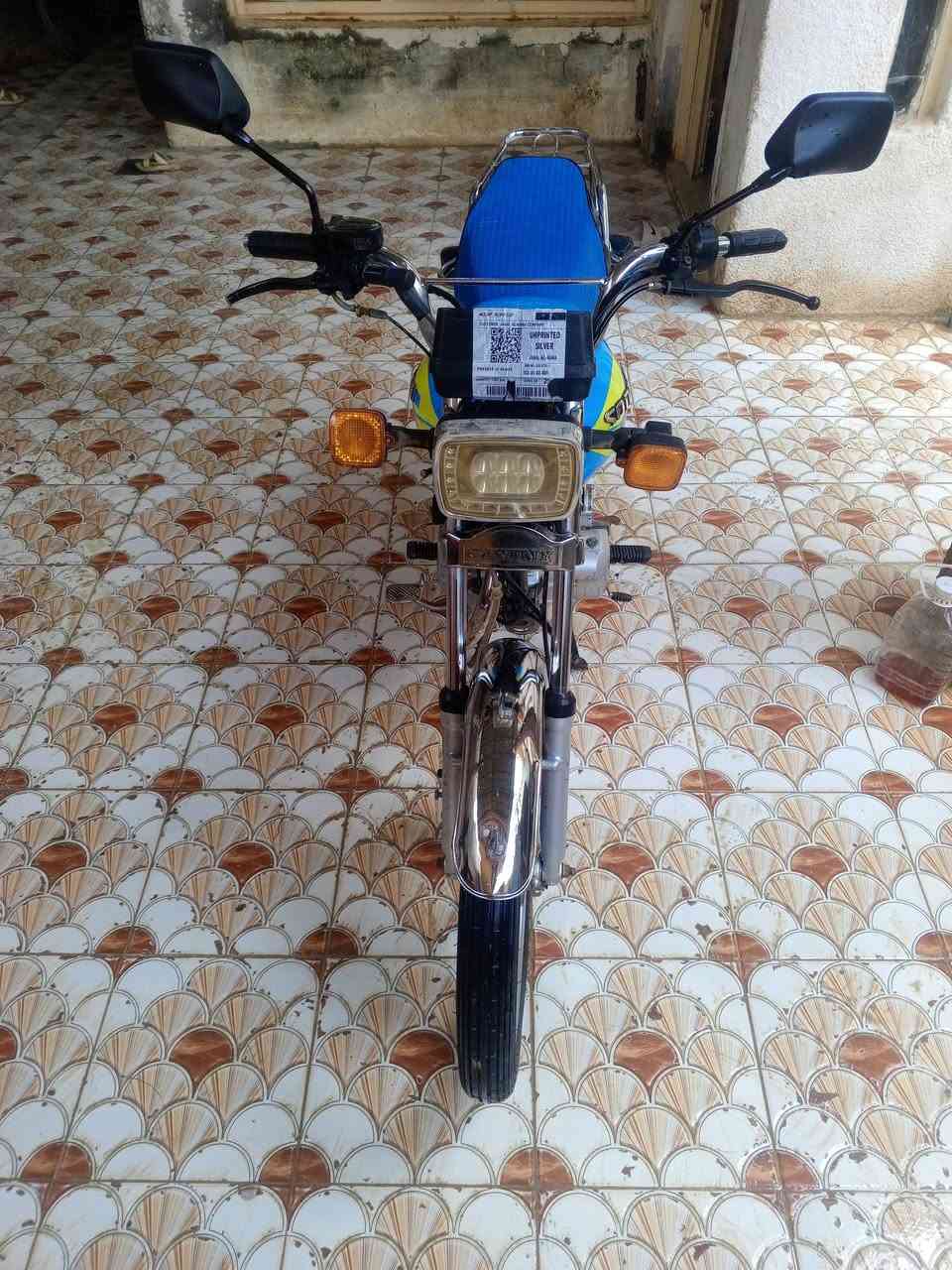 سيفان موديل ٢٠١٩
كامل من كلشي 
اورق أصولية 
السعر ٣٥٠
كاطون الرازي قرب السرية 
***********
