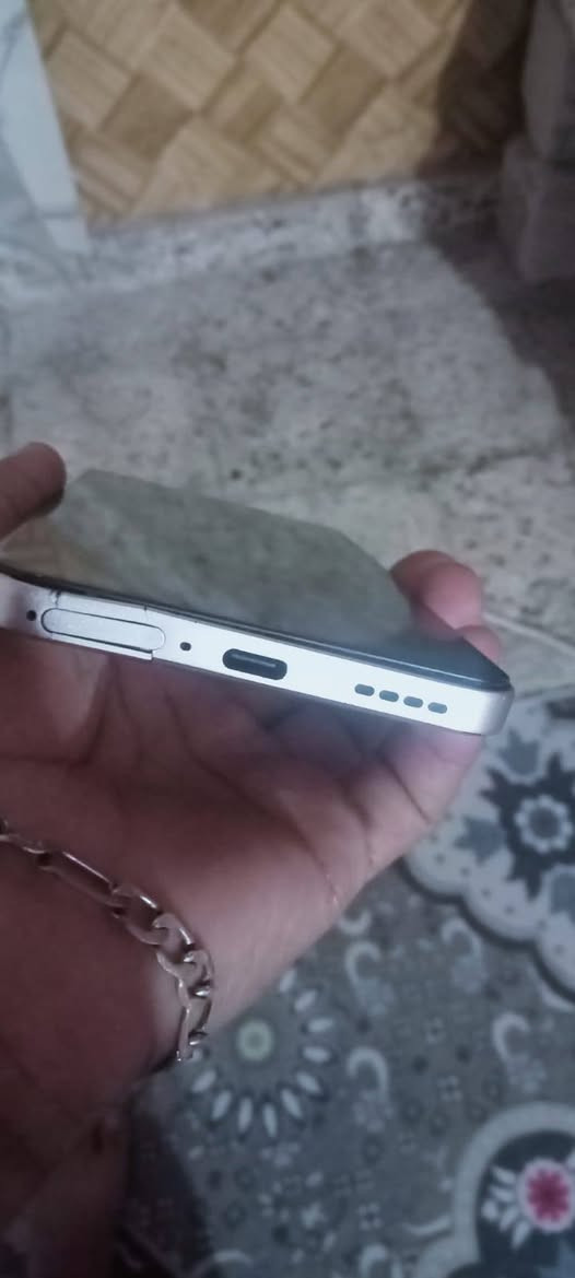 جهاز للبيع او مراوس ريلمي 13بلاس ذاكره 512 رام 12 +24 مبدل شاشه اصليه وكاله 90فريم بوبجي يدعم جيرسكوب


**إذا كنت صاحب هذا الإعلان وتريد حذفه لأي سبب، رجاءا أرسل رسالة إلى الدعم الفني**