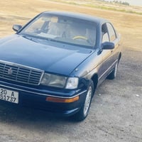 كراون • نيلي • رقم انكليزي