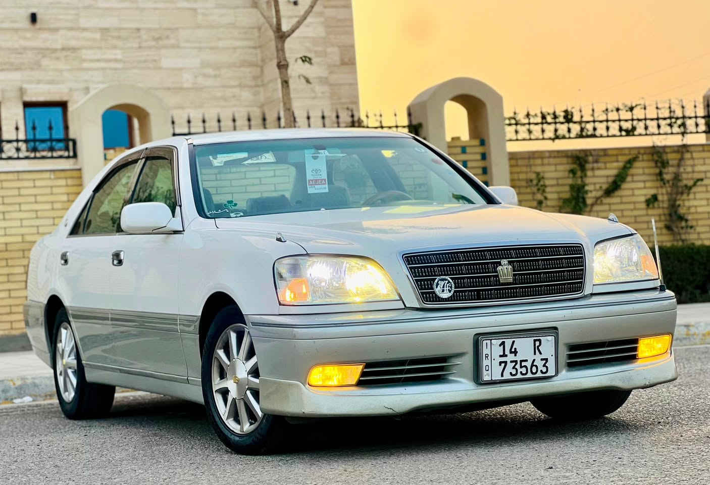 السلام عليكم ورحمه اخوتي
للبيع  تيوتا كراون ملكه شرط زيرو دخول جديد 
ماشيه ١١٠ الف حقيقي السياره كارتون مواصفاتها معروفه
موديل 2000 لون صدفي محجل مواصفات  4 دگم  فتحه كرستال اصل 
رقم بصره انگليزي (بأسمي) سنويه مجدده لل 2030 تريد وكاله عامه تريد تحويل مباشر وين ميعجبك 
گير ومكينه  D4  الچبير شرط جدد السياره كفاله عامه عراق ويابان من كلشي فقط (نقل) جاهزه مجهزه من كلشي حداديه اسفنج كهربائيات ويل نجمه تخم تاير دواخل دشبول عارف تحوير النجف فوك وجوه تبريد ثلج شرط السياره ماتذب عليه ولا فلس مال جناي مكان السياره كربلاء السعر 107  وبيها مجال للشراي 
للاتصال....***********
