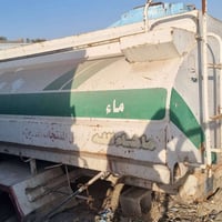 شاحنة • للبيع