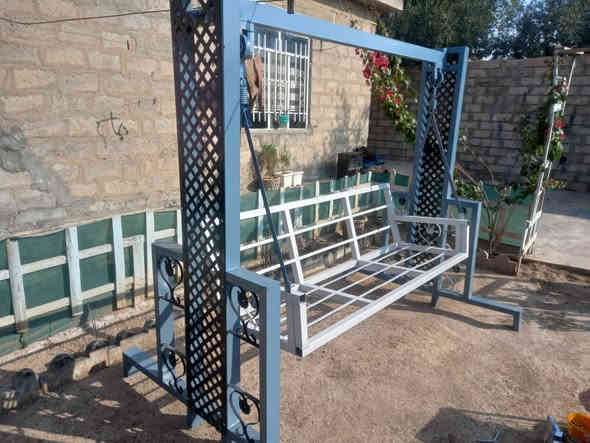 مرجوحه للبيع جديده غير مستعمله السعر ٢٠٠ ألف العنوان موصل شلالات قريه بايبوخت قرب دجلة ستي عالشارع العام *********** *********** 
يوجد توصيل داخل الموصل أجره عالمشتري موصل
