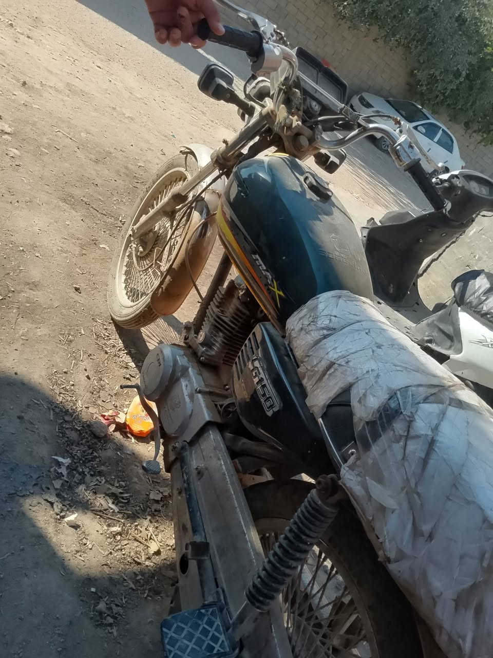 سلام عليكم تايكر 2019 كلك كلك مكفوله دراجه حلوه بس ما مغسوله بيه نواقص بصيطه المكان بابل منطقت عوفي السعر 200 الاستفسار ***********
