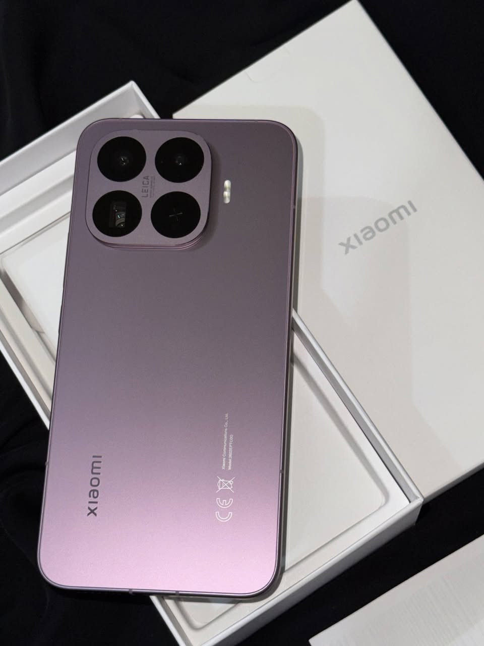 شاومي 17T Pro ✅ وصيتة حجز مسبق ، الجهاز لطيف وزين بس بي مشكلة وحدة انو من اسوي زوم بالفيديو يكطع ويعتعت وماعرف اذا اكو حل لهل شي اما باقي المواصفات كلهن زينات ومايحمى والشحن ممتاز يومين لما ينزل لل10% والجهاز شاشته كبيرة و ممتعة 

السماعة والساعة للبيع مامفتوحات وماحتاجهن عندي غيرهن الي يريدهن يدزلي مسج عل واتساب 💖
***********
