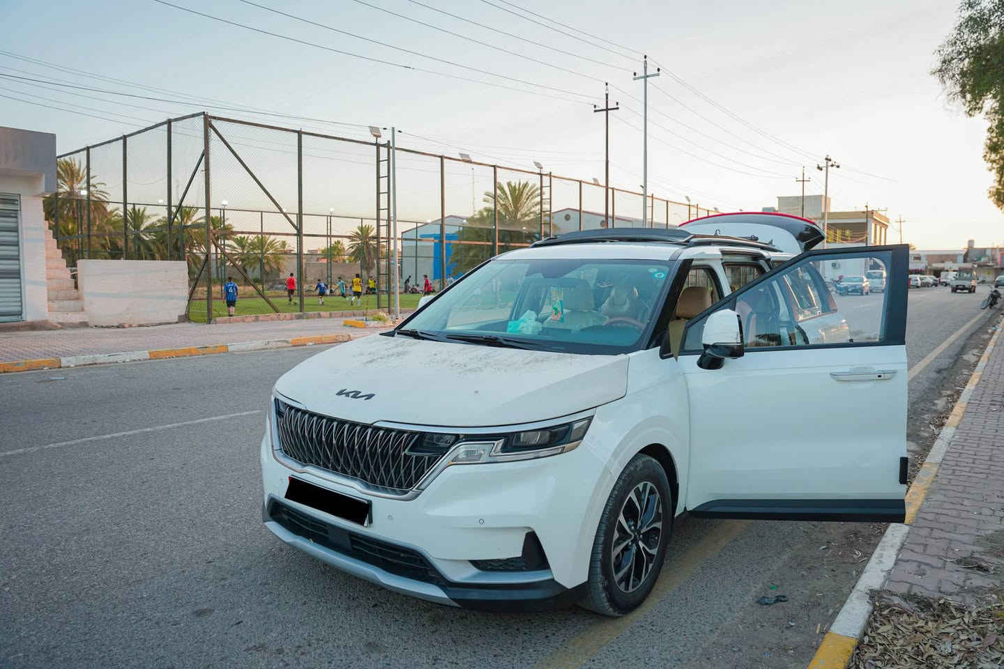 ‎كيا كرنفال -Kia Carnival
▪️موديل 2023 اجرة
▪️حجم المحرك  6 سلندر 
▪️منظومة غاز +بانزين 
▪️١١راكب 
▪️بوب كهرباء 
▪️تحديد مسار 
▪️حساس تنبيه بالمرايات 
▪️رادار كاميرات 
▪️حساس امامي خلفي 
▪️٤ بصمات 
▪️كشنات تدفئة تبريد +استيرن 
▪️تحكم ستيرن جهتين 
▪️للبيع فقط  
▪️عنوان السيارة  صلاح الدين -قضاء الشرقاط 
للاستفسار أكثر الاتصال على الرقم التالي 

‭***********
