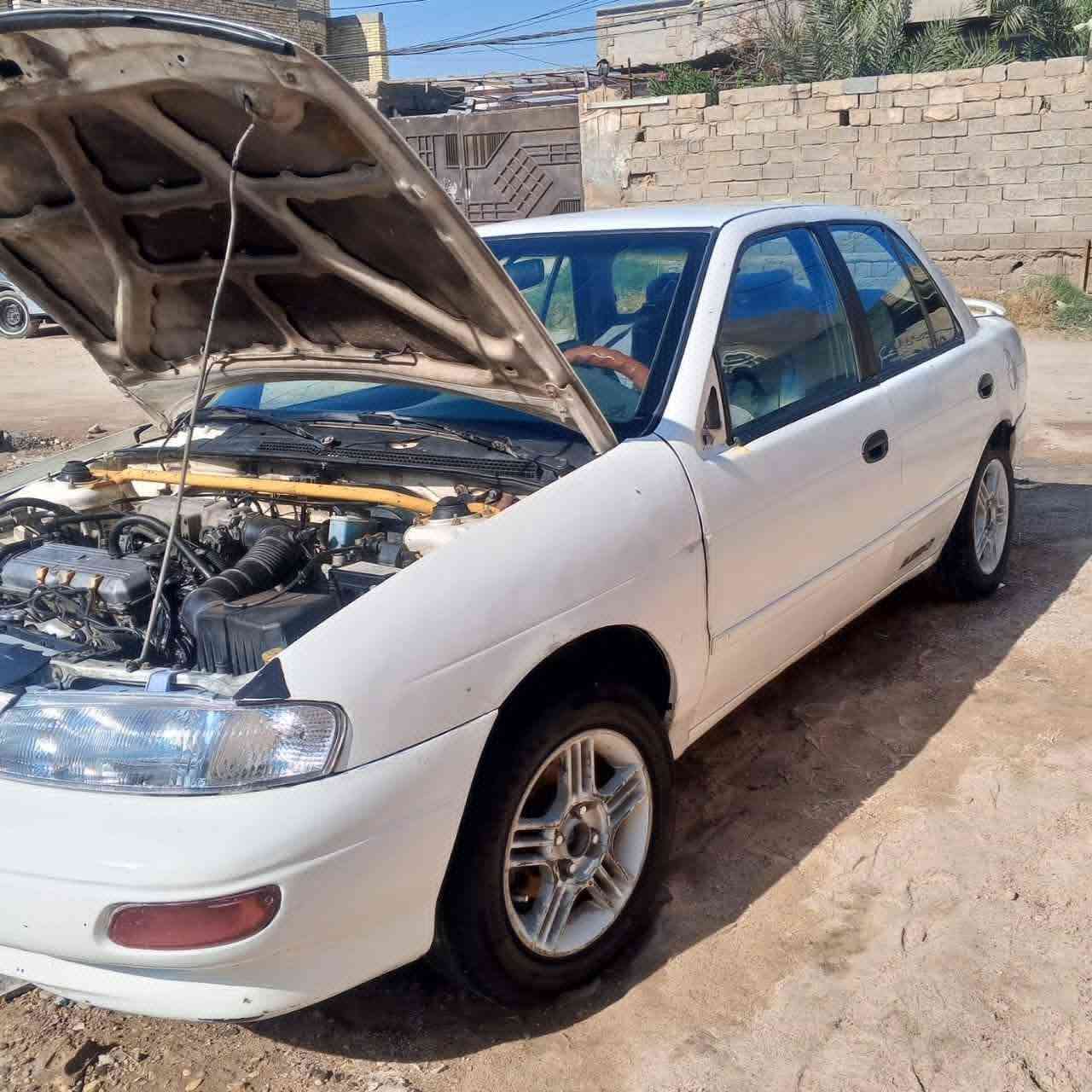 للبيع كيا سيفيا موديل1996رقم بغداد دولي بسمي سنويه لحد 2030 هزة جديدة رقم جديد صبغ حزام جماليه  الداخل و قمارة مكفولة تخم تاير جديد مكينه نص عمر بيهاتبخير جام كله شغال سيارة مابيهة اي نقص السعر 38وبيهة مجال جدن بسيط المكان الانبار الكرمة 
***********

