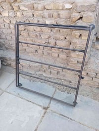 عندي هذي السيبايه مال سياره سايبا كامله جيب وشد السعر 30الف  مكاني بغد...