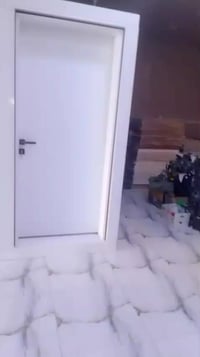 باب خشب طبيعي • ١٠٠×٢١٠ • توصيل مجاني