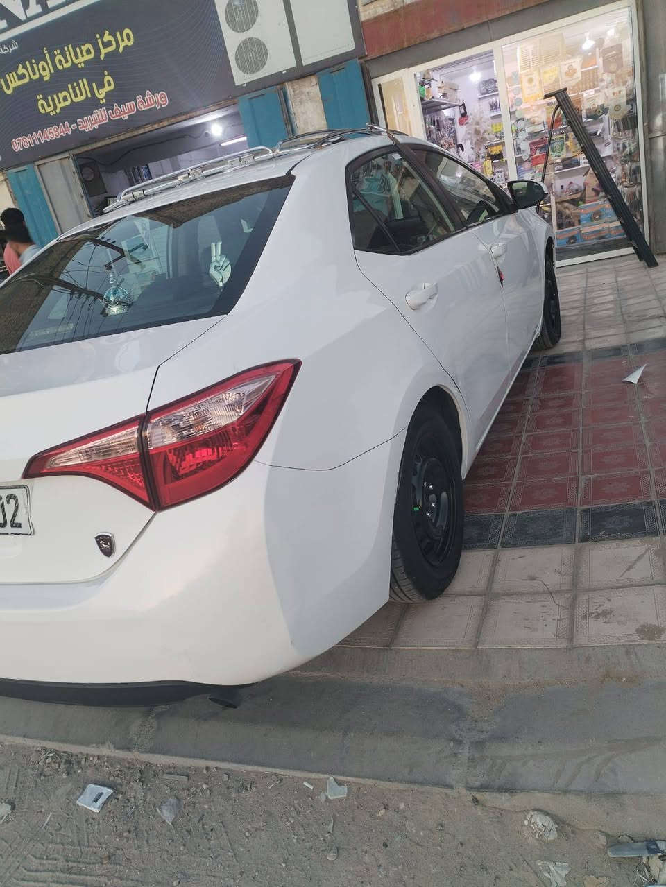 سلام عليكم كورله 18 جاهزه على اخر حبايه مكينه كير حداديه تخم تاير كله جديد رقم بغداد بسمي بيها بس البنيد فول مواصفات السعر 147وبيها مجال قليل ***********
