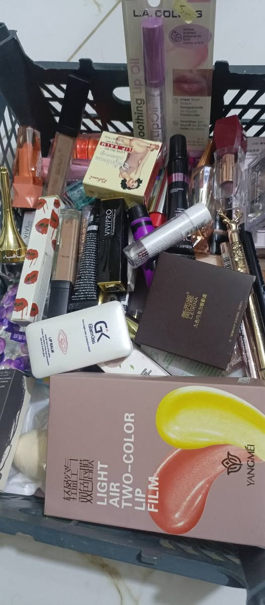 55 قطعة قيم وشيل لاتكسرون بسعرهن  جديد ويخبل  تصفية


**إذا كنت صاحب هذا الإعلان وتريد حذفه لأي سبب، رجاءا أرسل رسالة إلى الدعم الفني**