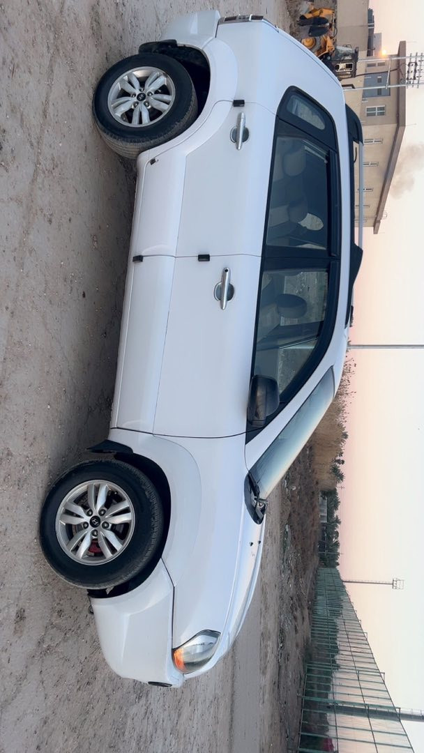 سلام عليكم توسان موديل 2010 رقم بغداد سياره مكفوله كير محرك صدر كله جديد بيه ملاحضات بل مقطع شوفه ياله تخابر سياره جاهزه على آخر حبايه بيع مستعجل سعر 114 وبيه مجال قليل حق جيه ***********
