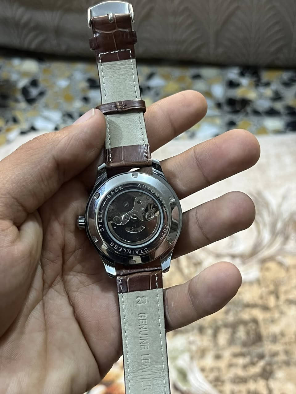 ساعه تحفه وناشفه بمعنى الكلمه 
مكينه كشف ' سير جلد مختم


**إذا كنت صاحب هذا الإعلان وتريد حذفه لأي سبب، رجاءا أرسل رسالة إلى الدعم الفني**