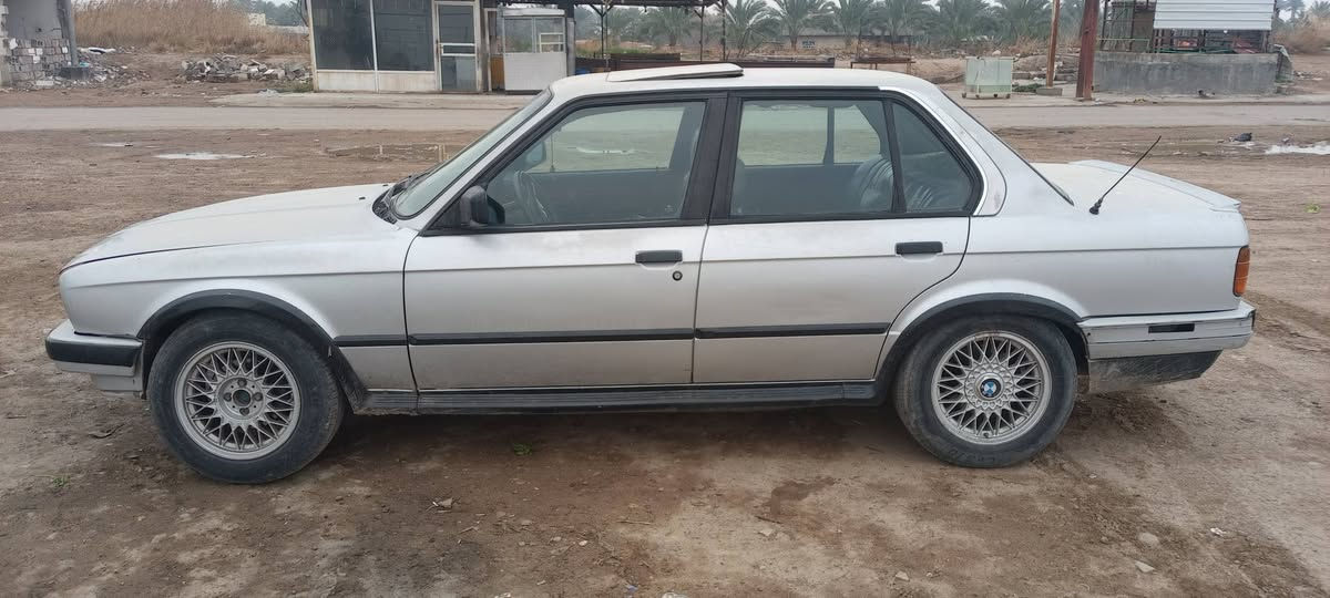 للبيع بي ام زعره بغداد أو مراوس بيكم دبل قماره للاستفسار الشراي يتصل ***********
