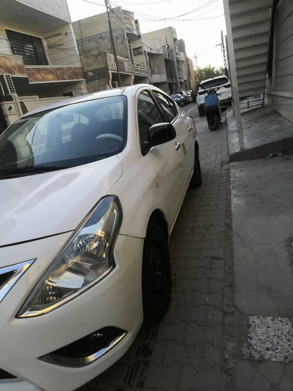 السلام عليكم سني هندي لبليته لزركه موديل 2019 بيه صبغ بابين وجاملغ خلفي بدون دواخل كير مكينه مكفول تبريد ثلج بيع او مراوس لسعر 92 بيه مجال كلش بصيط مكاني بغداد الدوره واتساب *********** او***********
