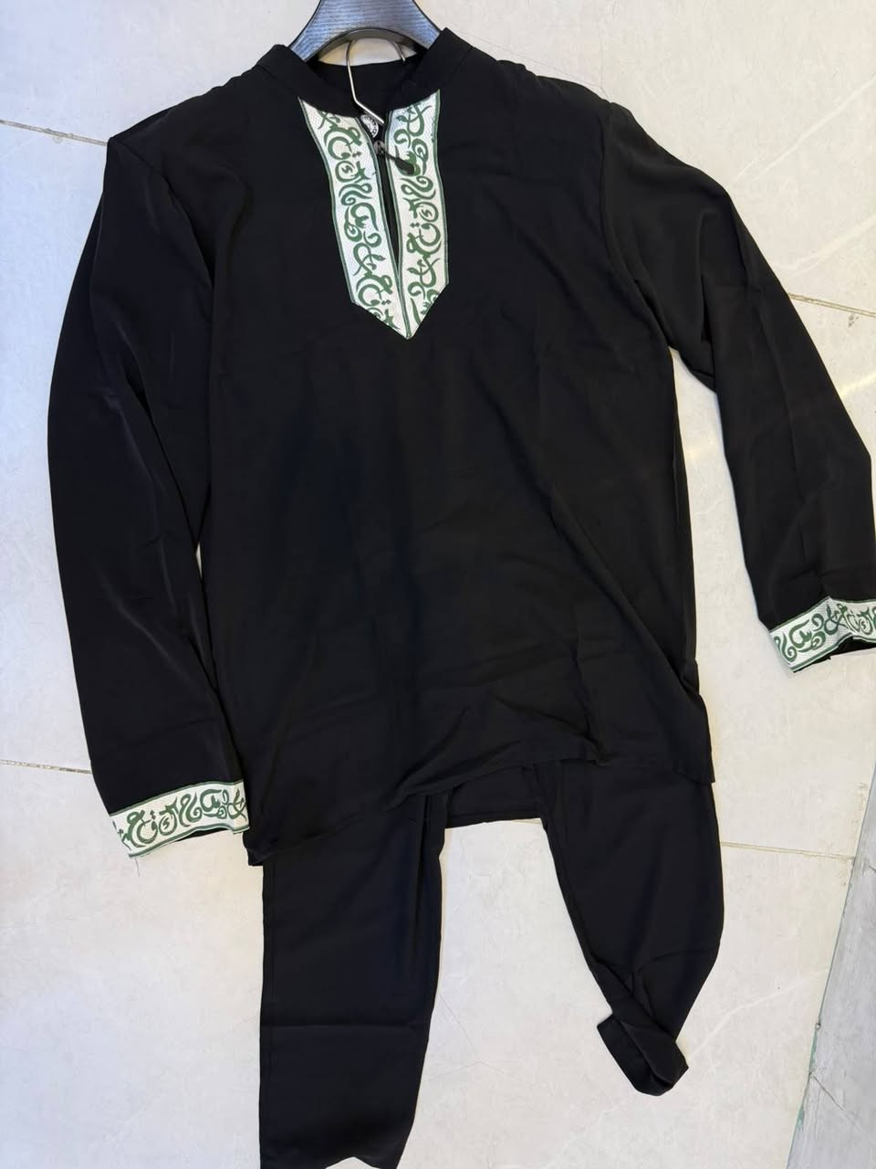 يالله السلام عليكم شباب
تم وصول تراك شور
قماش كوبر 
موديلات خير من الله 
السعر 🔥 ✅👀 🔥 🎈👍
قياس M.  2XL


**إذا كنت صاحب هذا الإعلان وتريد حذفه لأي سبب، رجاءا أرسل رسالة إلى الدعم الفني**