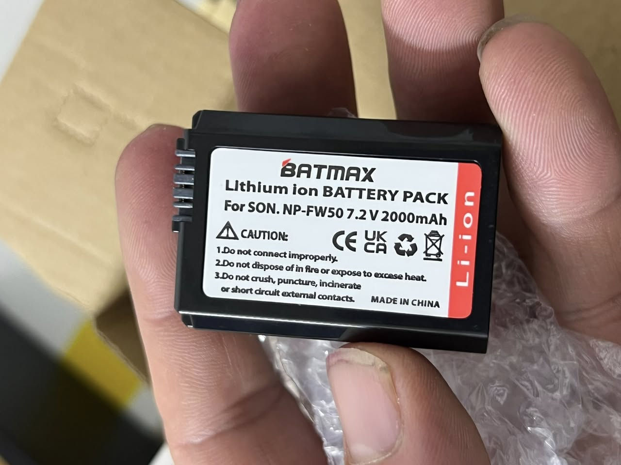 متوافقه مع A6000

‏A6300

‏A6400

‏A6500

‏A5000

‏A5100

‏A7

‏A7 II

‏A7R

‏A7R II

‏A7S

‏A7S II


**إذا كنت صاحب هذا الإعلان وتريد حذفه لأي سبب، رجاءا أرسل رسالة إلى الدعم الفني**