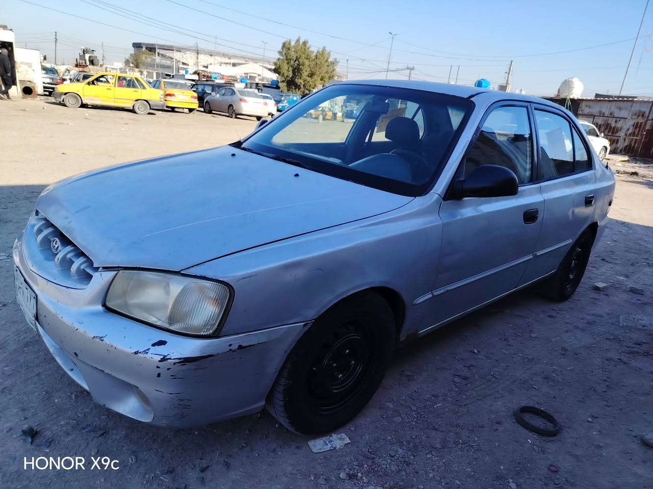 السلام عليكم هونداي اكسنت ٢٠٠١ مكينه وكير اوتماتيك جدد صدر جديد غرفته جديده تخم تاير  كهربائيات كله تحويل مباشر ٤٥ ورقه وبيه مجال بسيط *********** بغداد مدينه الصدر
