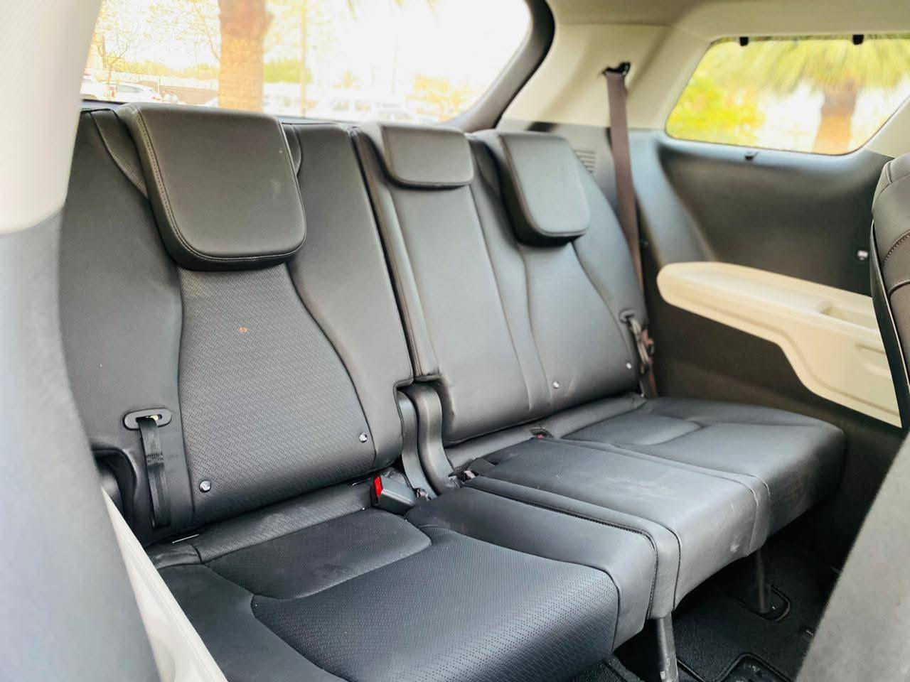 كيا كرنفال برستيج 2024 وارد امريكا حادث بنيد ماشيه 40 السعر 270 مكان نجف ***********
