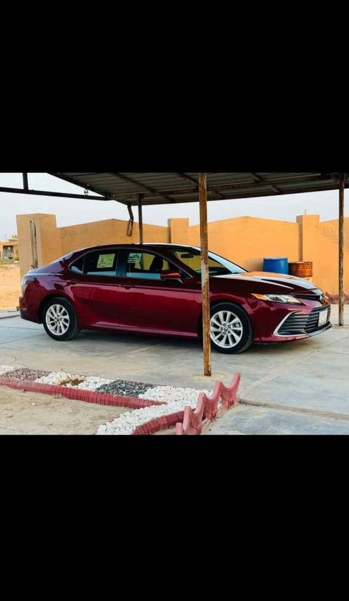 سلام عليكم 
تويوتا كامري 2022 فئة LE وارد امريكي رقم صلاح الدين 
ضرر السياره موضح بلصور بدون صبغ بس بارد 
السياره جاهزة من جميع النواحي السياره ماشيه 66 ميل
مواصفات السياره 
سويج
شاشة كبيره    
تحكمات استيرن
تحديد مسار 
 3 انظمة قيادة(دبل ايكو _نورمال _سبورت)
مثبت سرعه 
شاشة ابل كاربلي 
رادار امامي 
توقف ذاتي (مانع تصادم )
وبقية المواصفات معروفه
مكاني صلاح الدين للاستفسار 
الرقم ***********.         السعر 192 وبيها مجال
