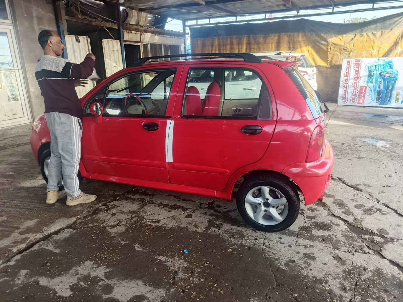 شيري كيو كيو موديل ٢٠١٠ 

مكاني كربلاء  السعر ٢٧ ورقه 
***********
