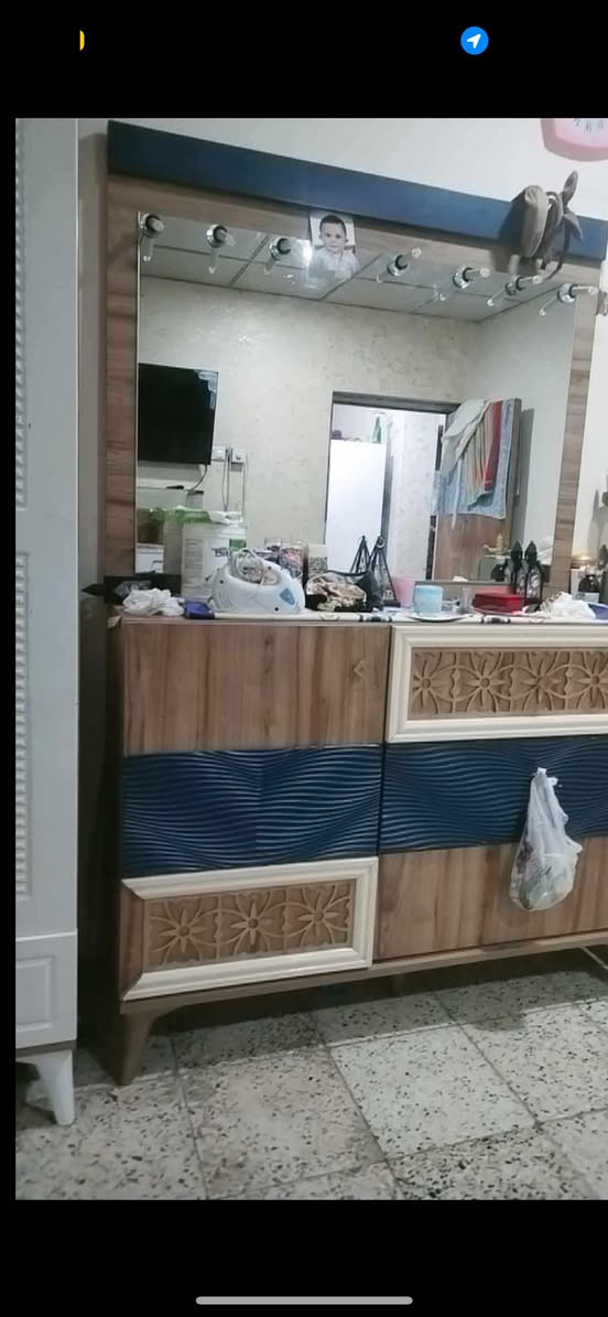 مرحبا
غرفه نوم للبيع تركية 
سرير وكنتور وميز تواليت ومجرات وزاوية 
بيهه اضرار الجامه مال كنتور مفطورة واضرار بالسرير 
 بس الباب السلايد والخشب نظيف 
ابيعهه ب250 وبي مجال 
الي يحب يستفسر اكثر هذا الرقم واتساب 
***********
