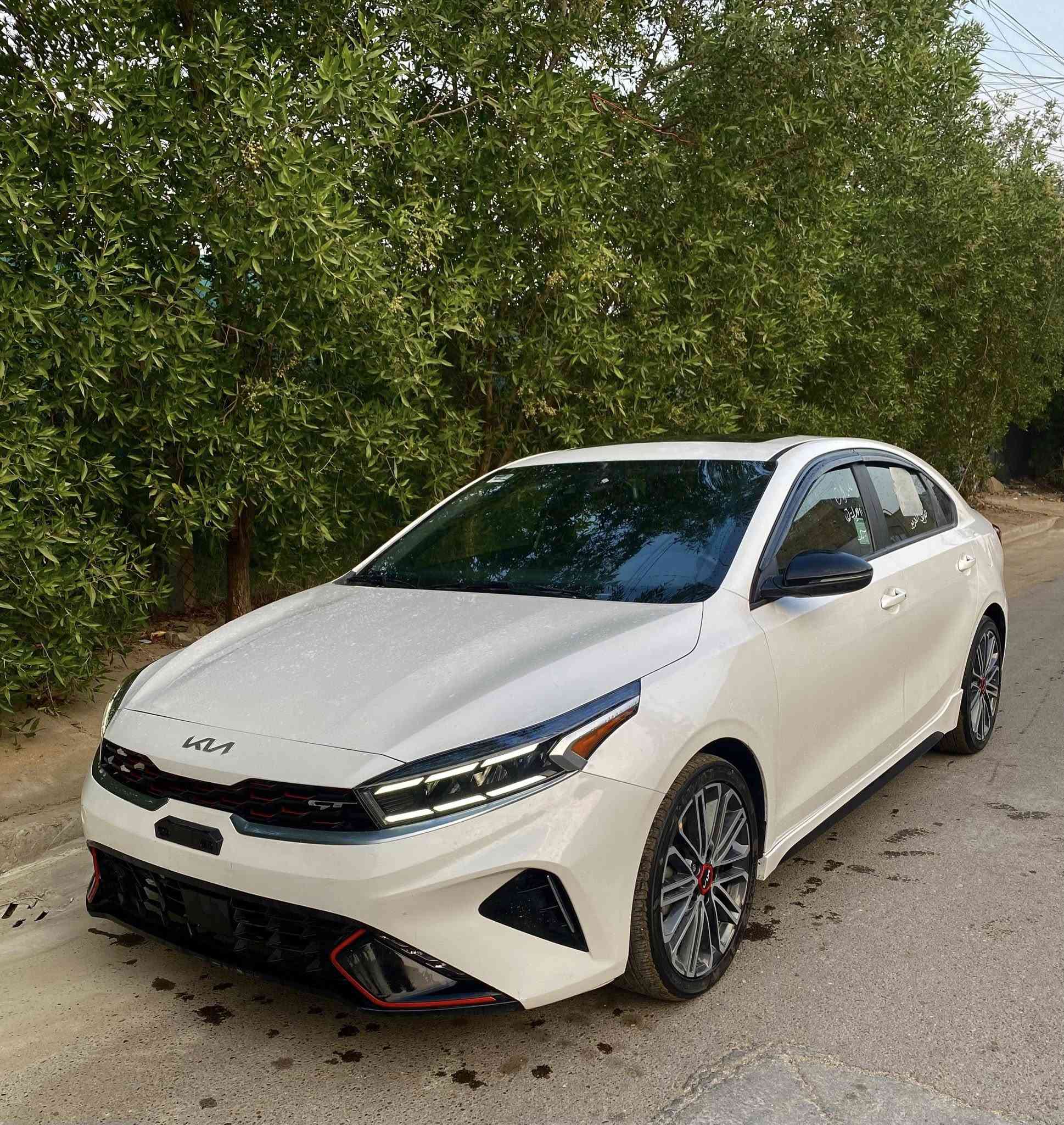 السلام عليكم للبيع 
KIA FORTE GT LIMITED 2024
وارد دخول جديد رقم بغداد
ماشيه 36مشي امريكا
دخول بصمه ذكي
نظام ترحيب اضويه يدات
تشغيل عن بعد 
بصمة ابواب
حجم المحرك1.6T✈️  
كير دبل كلج (dct)
202 حصان
شاشة كبيرة اندرويد اوتو
 Apple Car Play
سايد بريك بصمه
اوتو هولد Auto Hold
حساس ضغط الاطارات 
 كامره دواره خلفيه 
رادار امامي 
 اشاير في المرايا+رادرات جانبية و خلفيه و اماميه 
حساسات خلفيه
نقطه العمياء
قيادة ذاتيه 
تحديد مسار
مثبت سرعه 
توقف ذاتي
تبريد شاشة + مناخ منفصل  
كشنات جلد تبريد تدفئة 
اشاير بالمري 
لدترحيب 
لد امامي LED
لد خلفي LED
جنطه كهربائي فتح اوتماتيك عند الوقوف خلف سيارة
ويل كب كروم  18
سبايدر خلفي
اوضاع قياده Drive Mode
نظام سبورت sport
 نظام نورملNormal
نظام سمارت Smart
تحكم ستيرن جهتين  
مع شفتات ستيرن رياضي
دركة سبورت مختومه (GT)
 بعد بيهة مواصفات الفول
صور الحادث خاص
165$
الاستفسار الأتصال او المراسلة واتساب
***********
