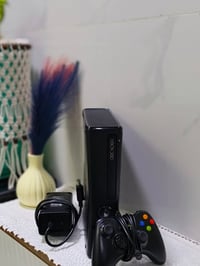 بلي اكس بوكس 360 مع كامل ملحقاته  كيبل  HD واير كهرباء يده 1 وبي 81 لع...