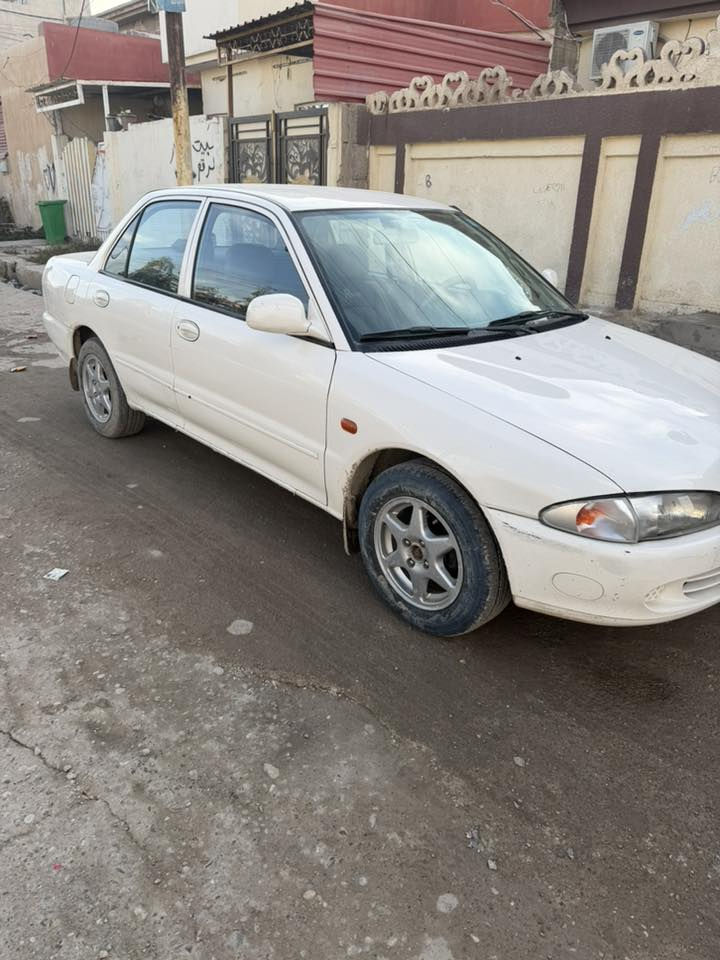 سلام عليكم 
بروتون 
موديل ٢٠٠٥
رقم نينوى بسمي 
كير توماتيك 
محرك شرط 
مكان موصل 
سعر ٦٧
***********
***********
