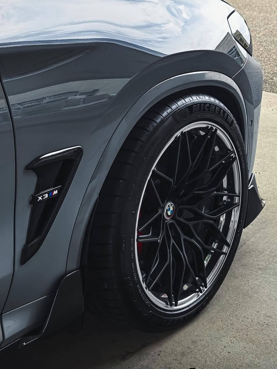 BMW X3M


**إذا كنت صاحب هذا الإعلان وتريد حذفه لأي سبب، رجاءا أرسل رسالة إلى الدعم الفني**