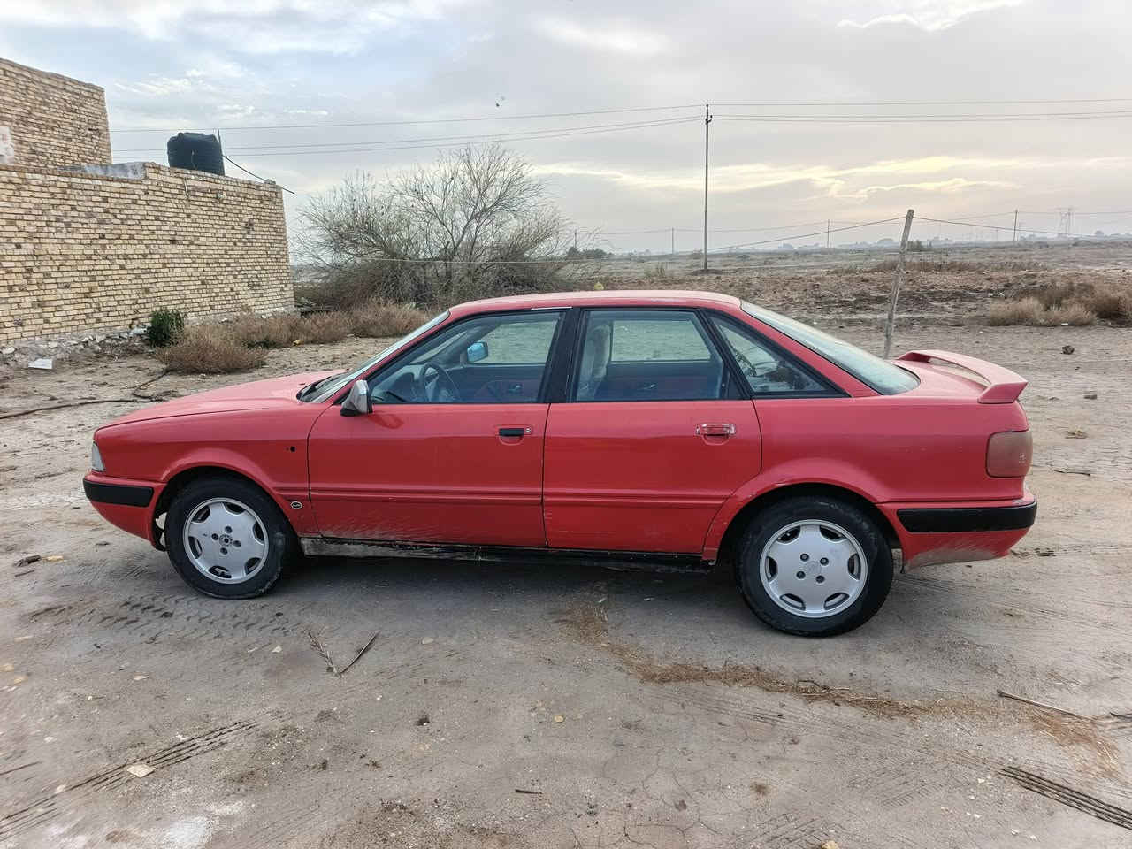 السلام عليكم
اودي للبيع موديل 92 كير عادي رياضي كير ومحرك ع الشرط حدادية نص عمر  تحويل مباشر سنوية جديدة مشروع وطني نقصها تبريد فقط

السعر 45 وبيها مجال بسيط 

العنوان السماوة قضاء الخضر الاتصال على الرقم ***********
