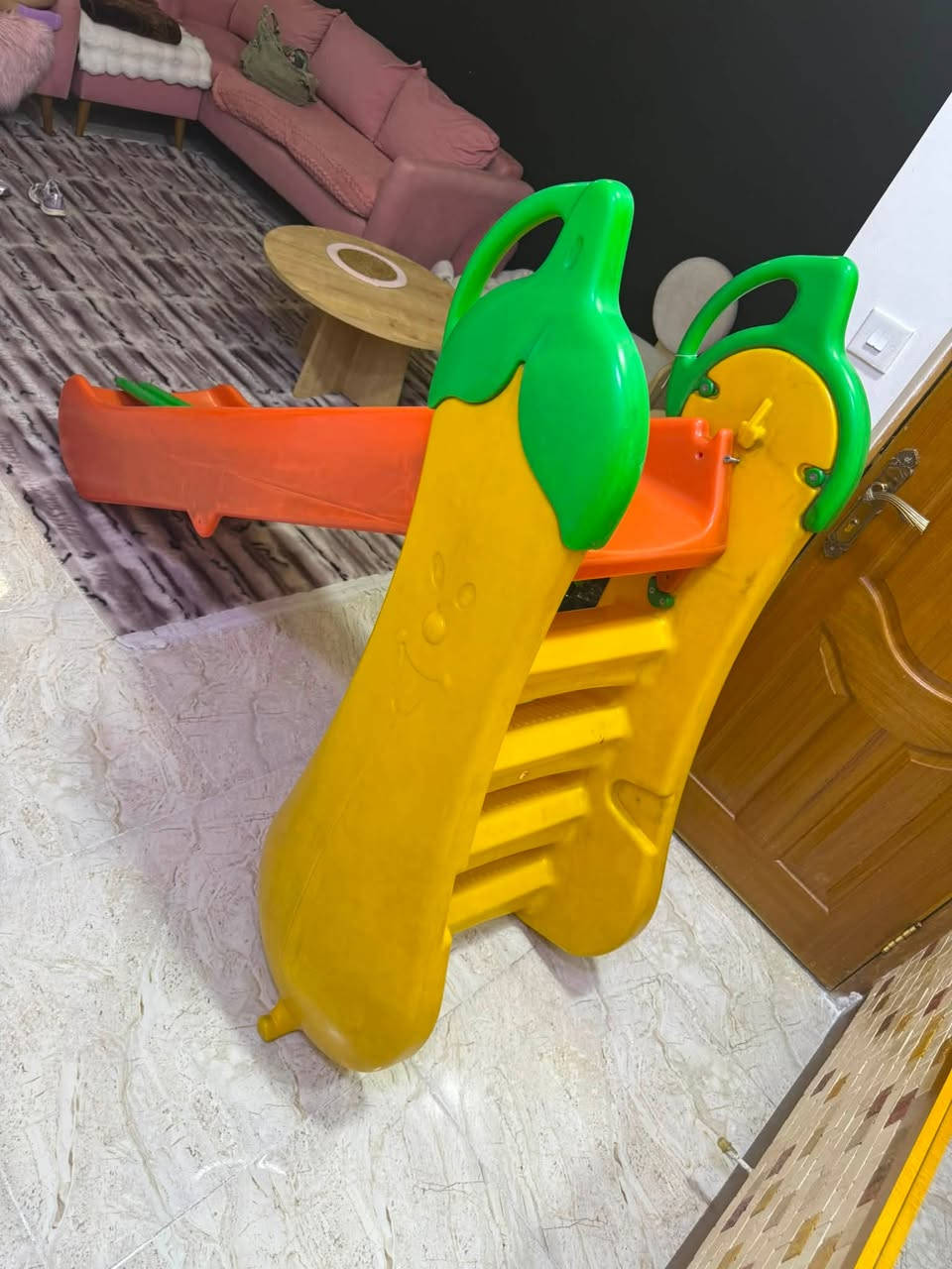 العاب اطفال ابيعهم كلهم ١٤٠ الف قفل بغداد حي الجهاد
***********
